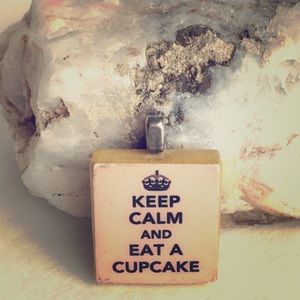 Scrabble Charm Piece Keep Calm Cupcake “H”  1 inch